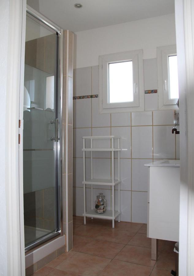 Agreable Maison De Ville Eyragues Екстериор снимка
