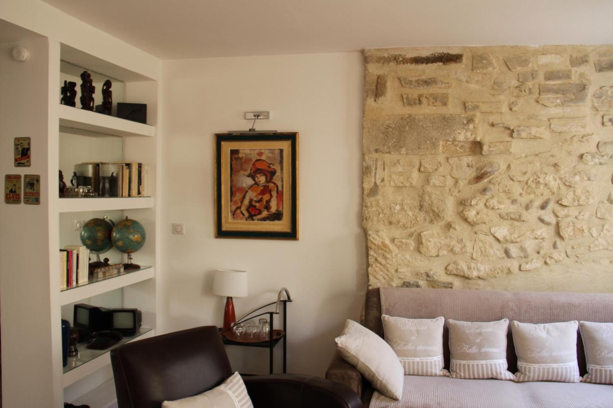 Agreable Maison De Ville Eyragues Екстериор снимка